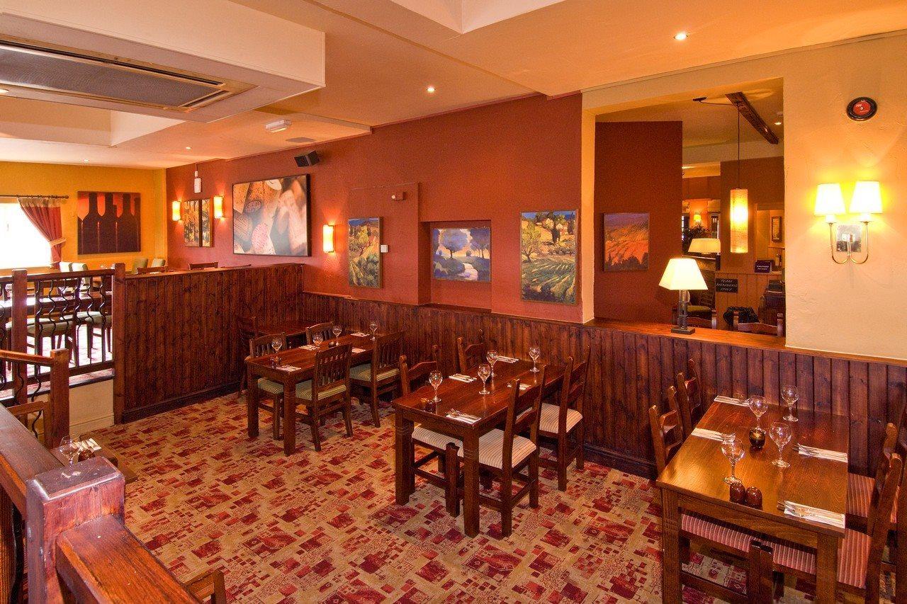 Premier Inn Tring Exterior photo